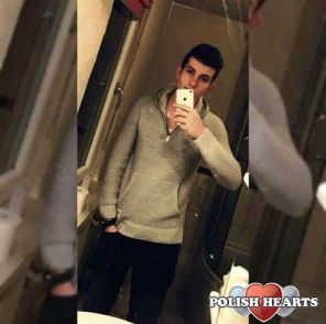 adamek2019